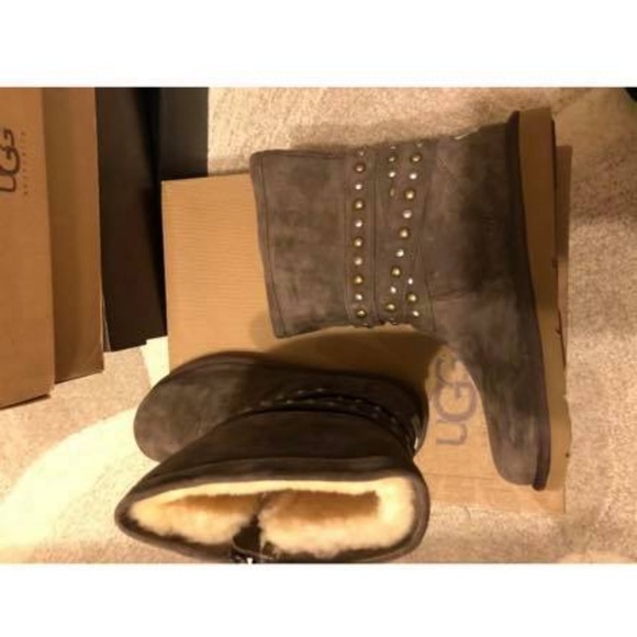 UGG boots tan cream with fur size 10 - Picture 3 of 8